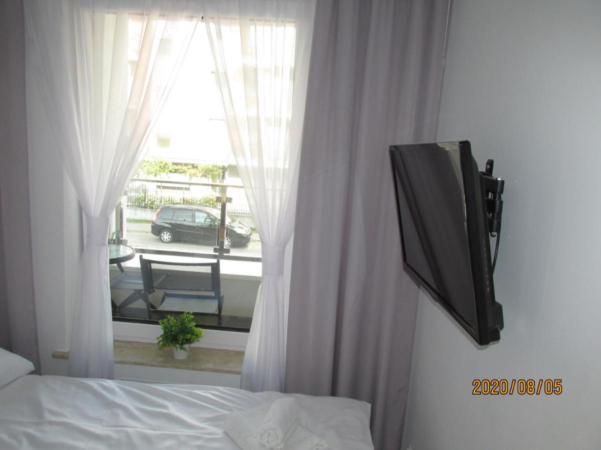 Oskar Apartment